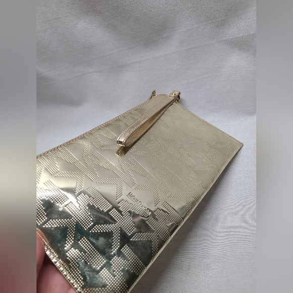 MICHAEL KORS Gold Metallic Travel Pouch Bag Clutch Wristlet - Picture 3 of 9